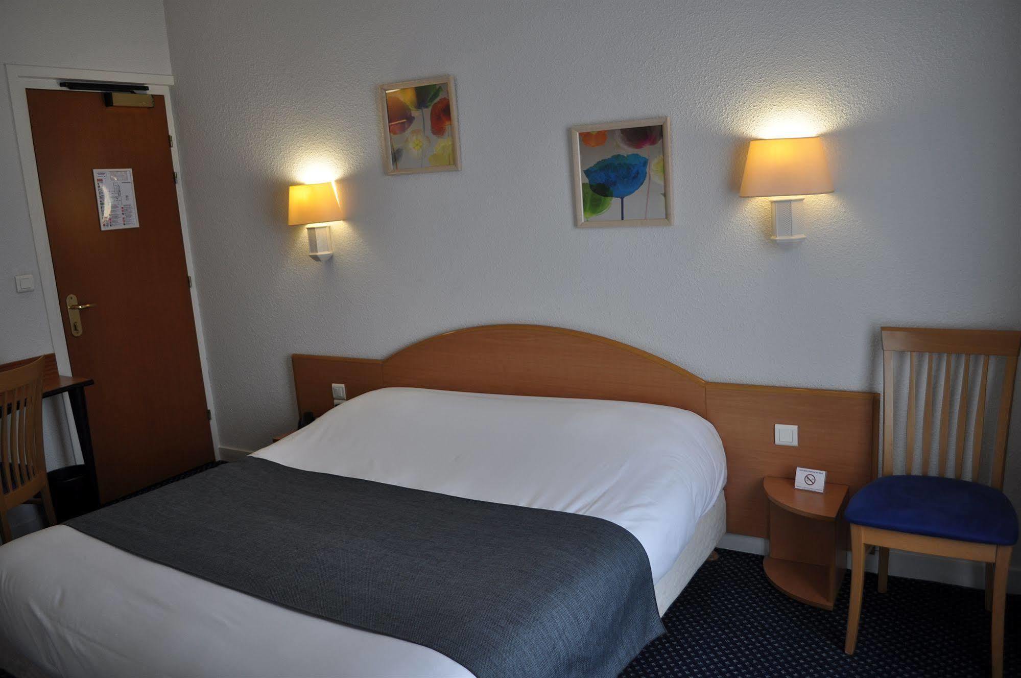 Hotel Le Progres Angers Exteriér fotografie
